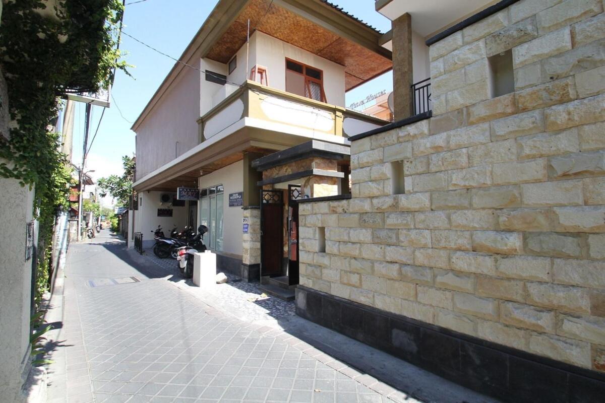 Homestay Kempu Taman Ayu I *